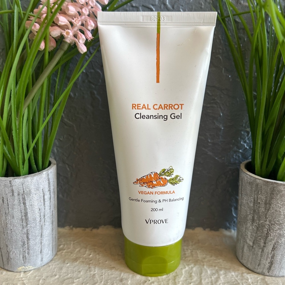 VPROVE Real Carrot Cleansing Gel 200ml facial cleanser